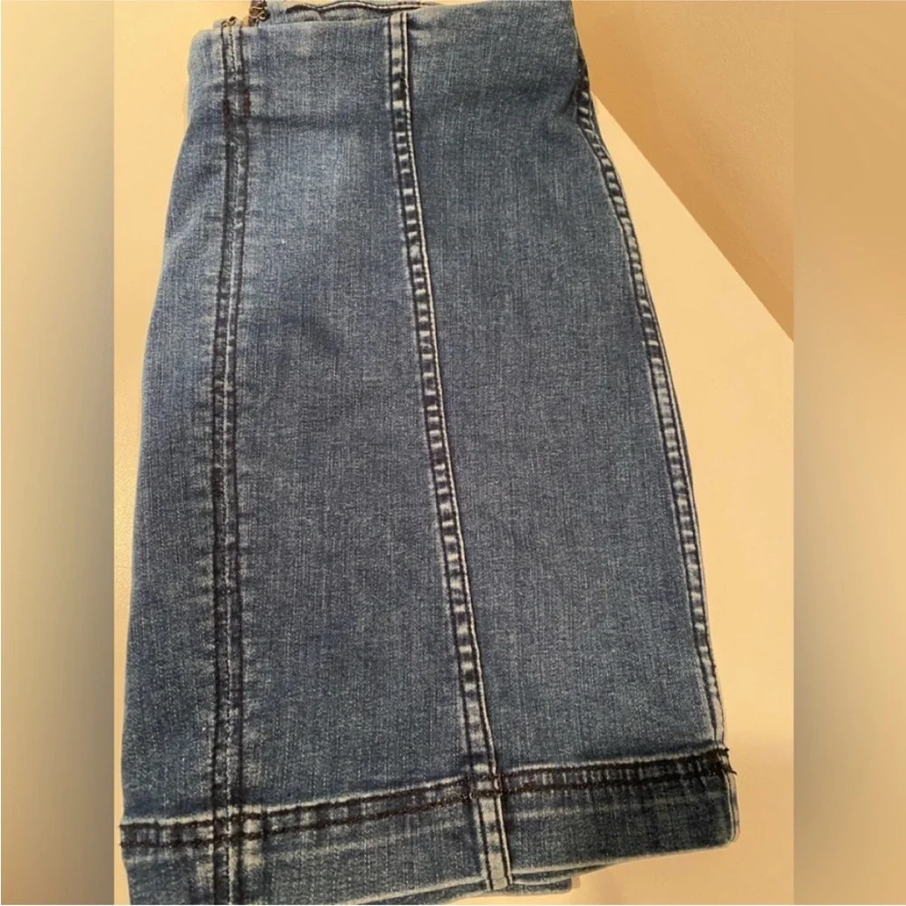 Free People Stretch Denim Mini Skirt Size 6
